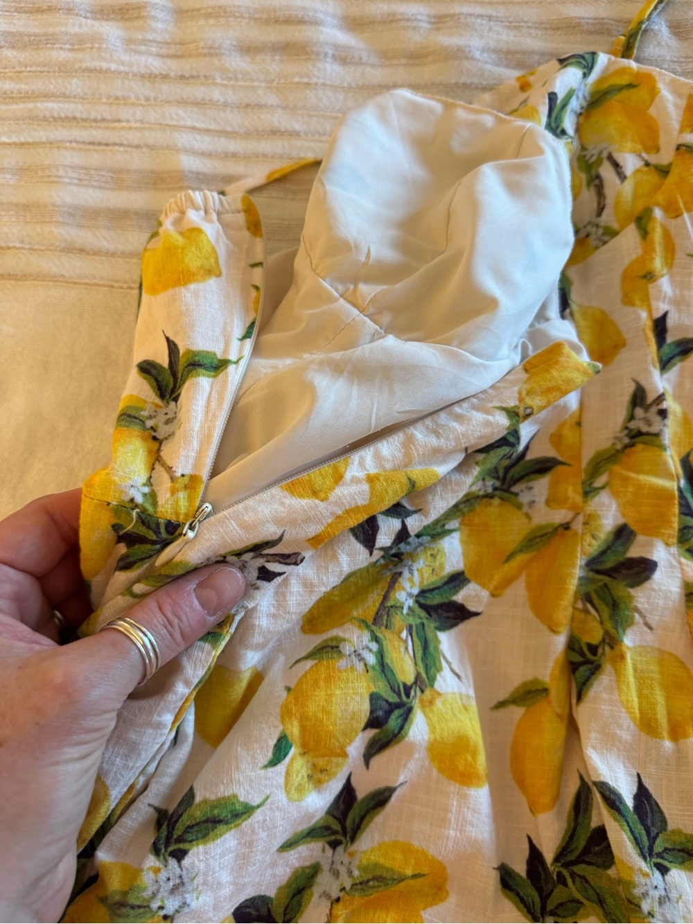 Lemon print mini dress - Picture 15 of 15